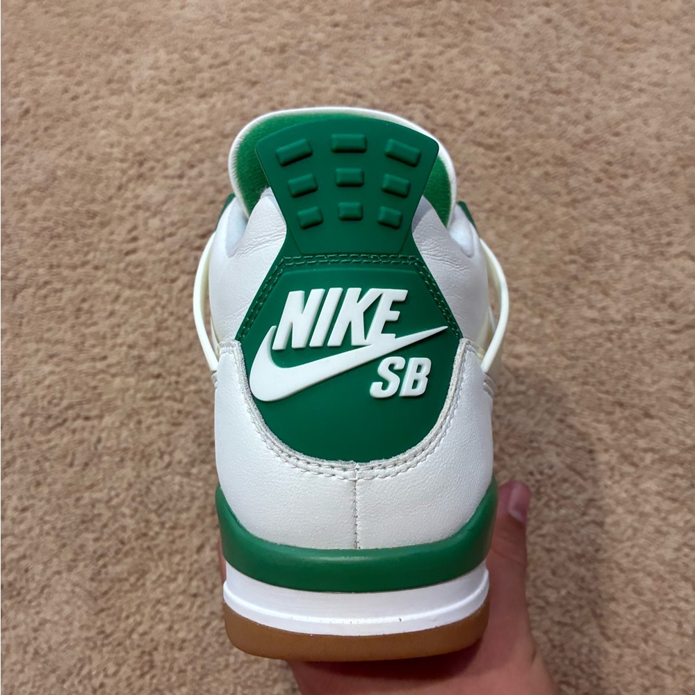 Air Jordan 4 Retro SB “Pine green” - Picture 7 of 10